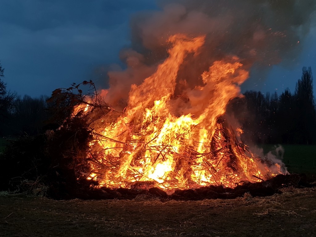 Osterfeuer 2018